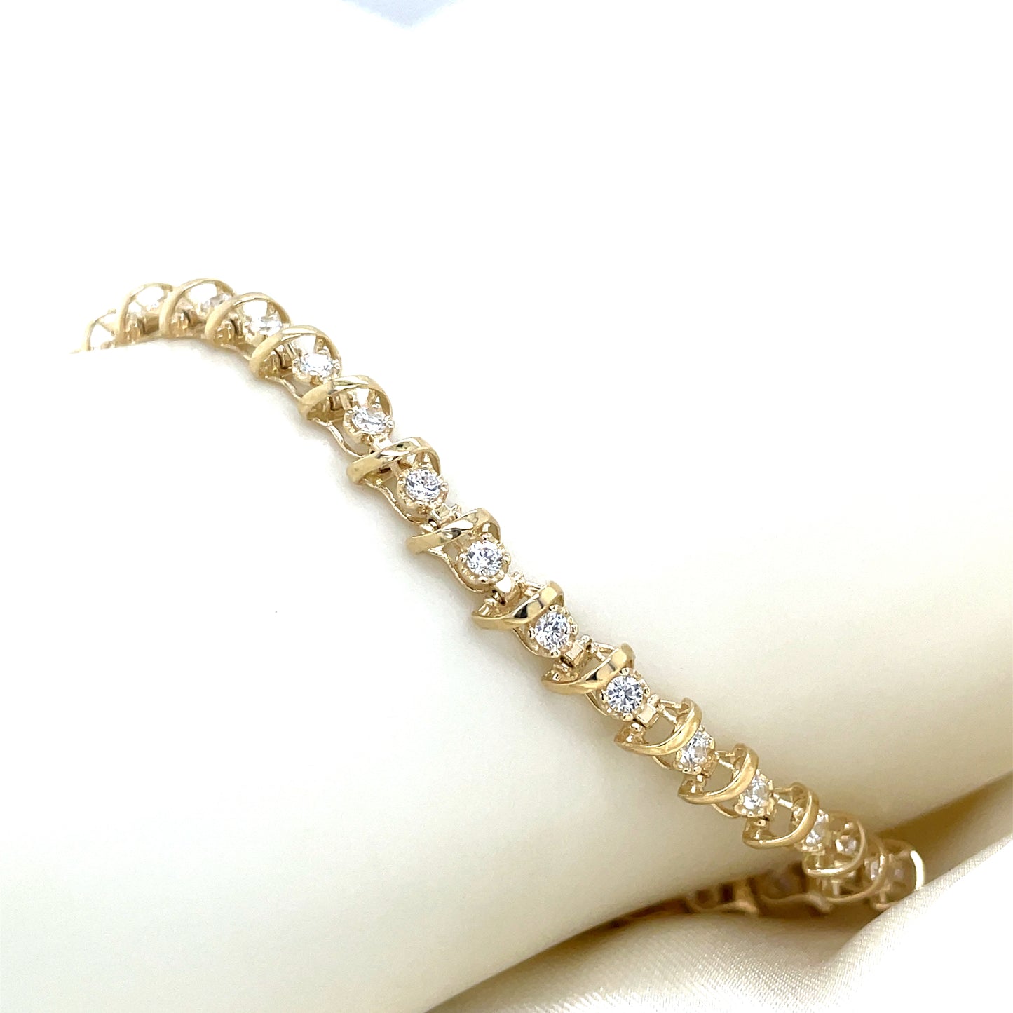 9ct Open Twist Bar Tennis Bracelet