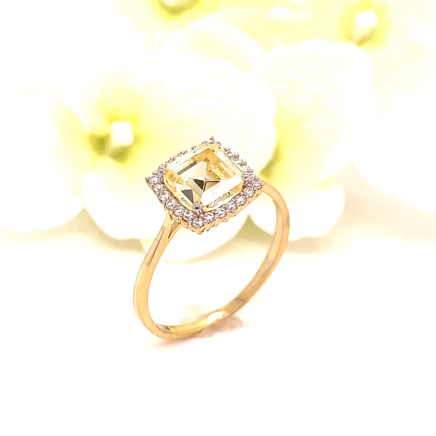 9ct Yellow Gold Yellow Centre Stone With White Cubic Zirconia Halo Set Ring