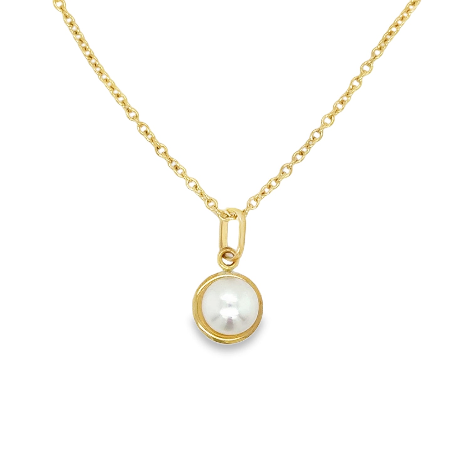 9ct 5.5/6mm Freshwater Pearl Pendant With Gold Surround
