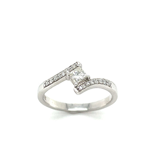 18ct Princess Cut Solitaire Diamond Ring .37ct