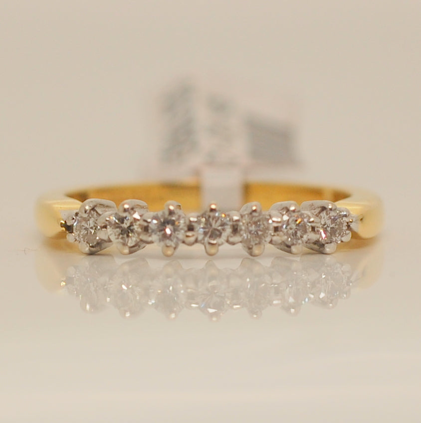 18ct Seven Stone Eternity .25ct Dimaond Ring