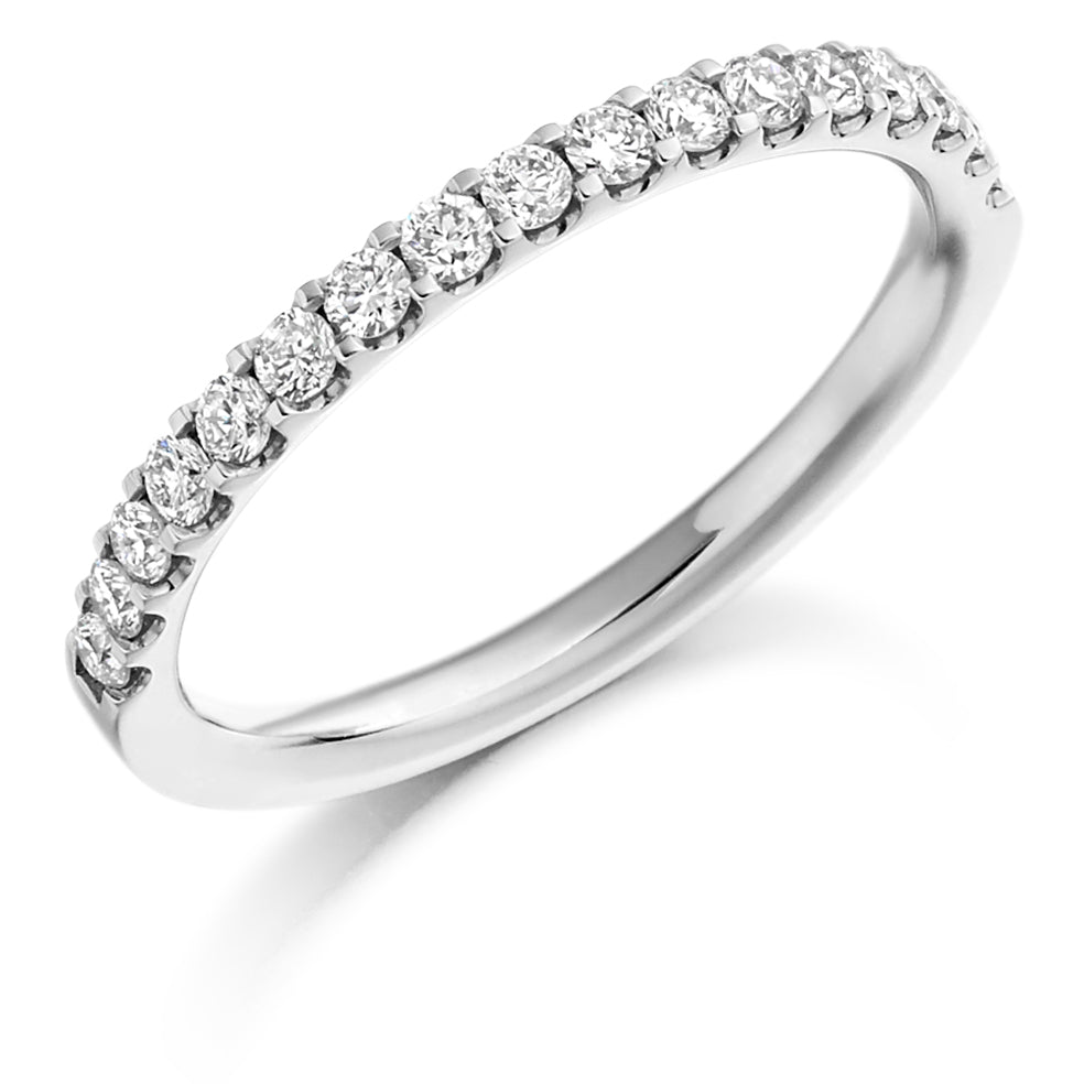 18ct Et Wh 17st .33