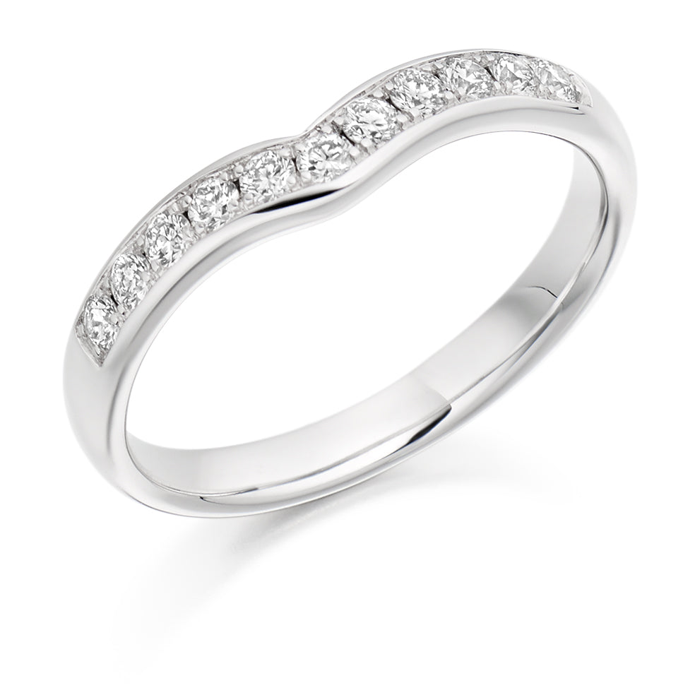 18ct Et Wh Shaped .30