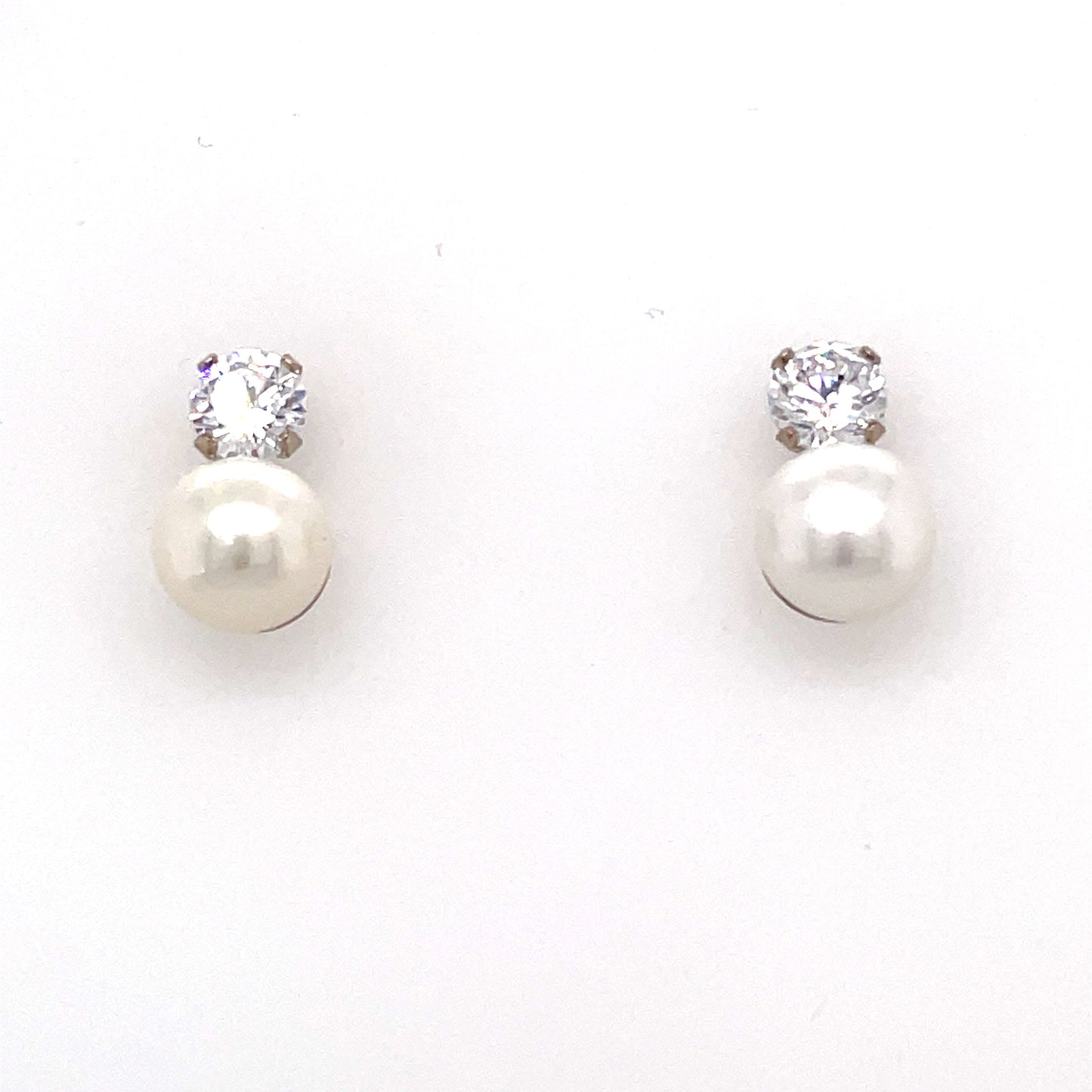 9ct White Gold Cubic Zirconia And Pearl Earring