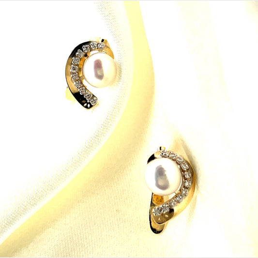 9ct Gold Cubic Zirconia And Pearl Swirl Stud Earring
