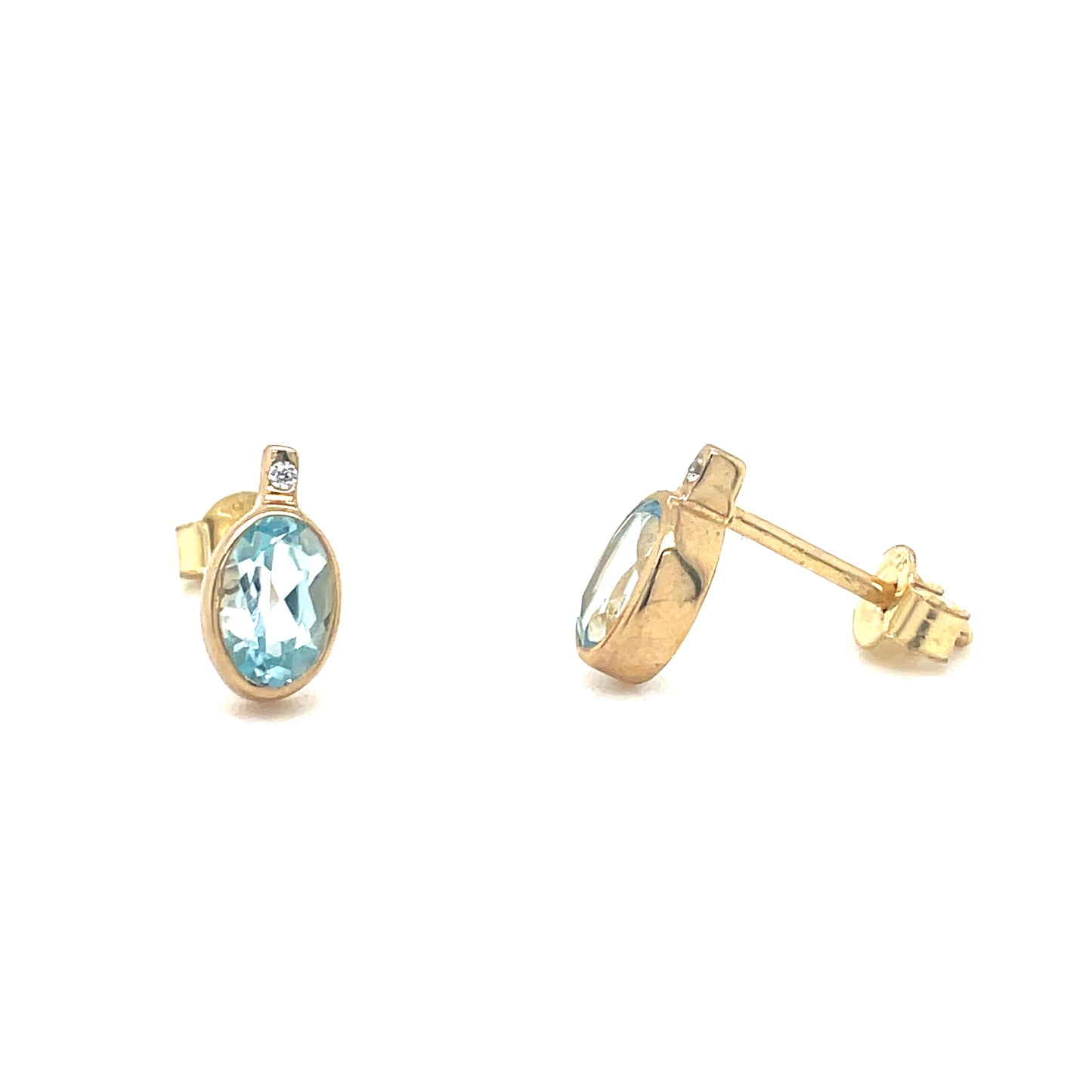 9ct Gold Blue Topaz Oval Stud Earring