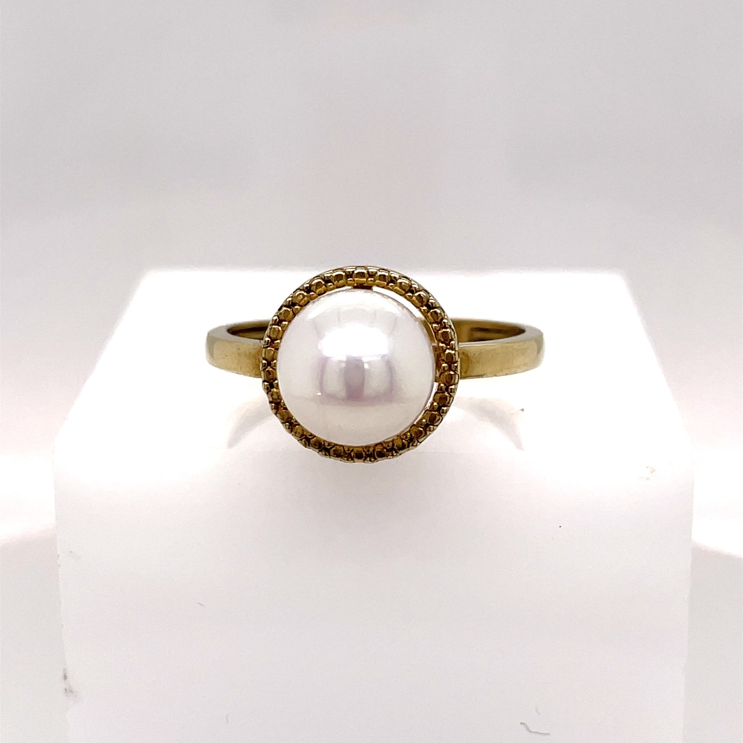 9ct Yellow Gold Pearl And CZ Ring