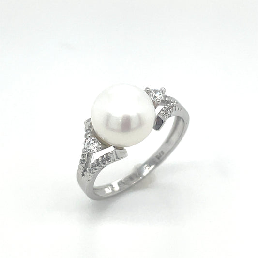 9ct White Gold Pearl And Cubic Zirconia Ring