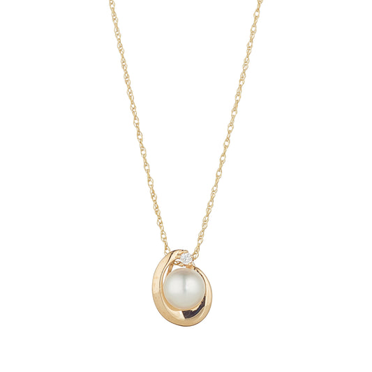 9ct Cubic Zirconia And Pearl Pendant