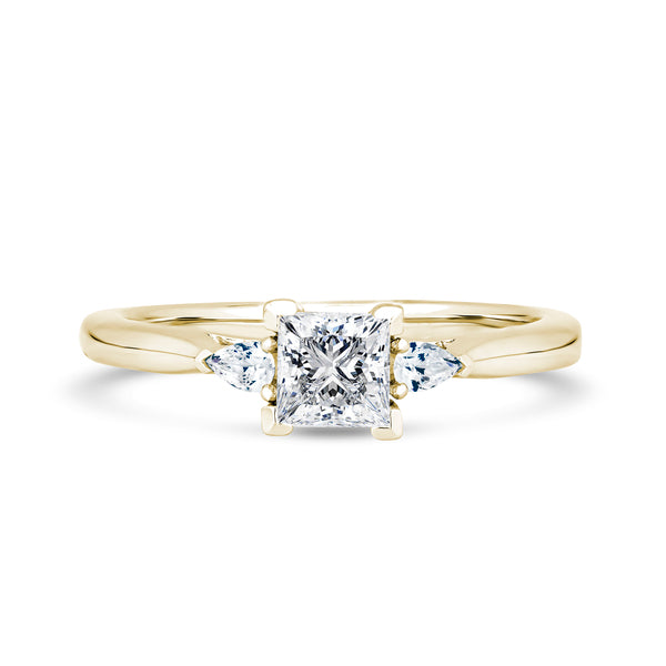 M3P01 Princess Engagement Ring